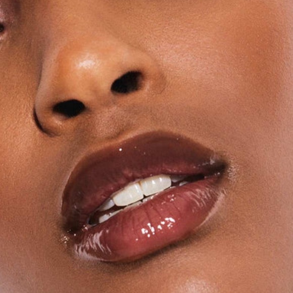 Fenty hot chocolit GLOSS BOMB HEAT UNIVERSAL LIP LUMINIZER + PLUMPER - Picture 1 of 3